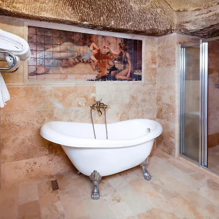 Angel Cappadocia Cave 格雷梅