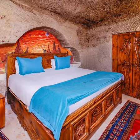 Angel Cappadocia Cave 格雷梅