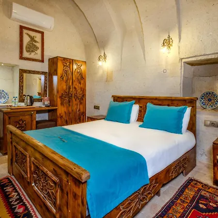 Angel Cappadocia Cave 格雷梅